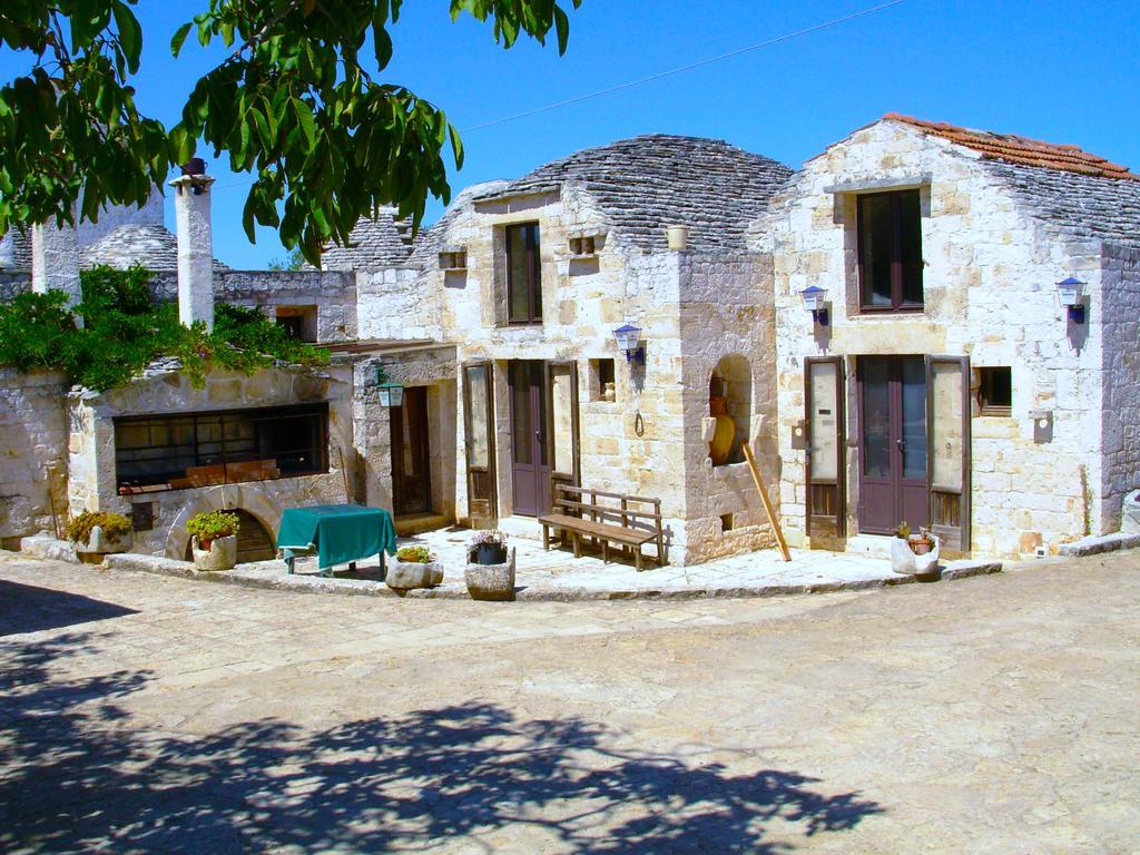 Trullo Malvisco Villa Alberobello Ruang foto